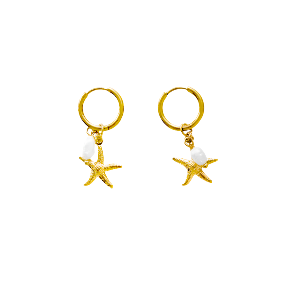 Elegant starfish hoops featuring a starfish charm and freshwater pearl, crafted in 18k gold PVD plated stainless steel.