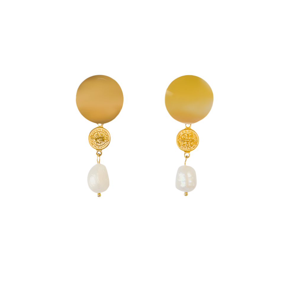 Elegant handmade pearl earrings featuring 18k Gold PVD plated stainless steel, showcasing a round gold disc and natural freshwater pearls, perfect for seaside-inspired jewellery.
