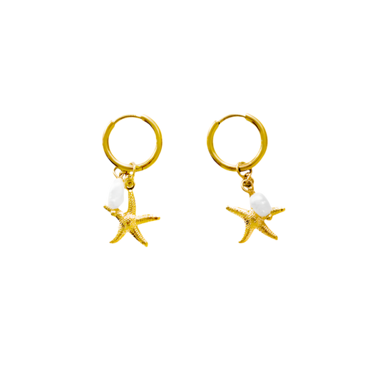 Elegant starfish hoops featuring a starfish charm and freshwater pearl, crafted in 18k gold PVD plated stainless steel.